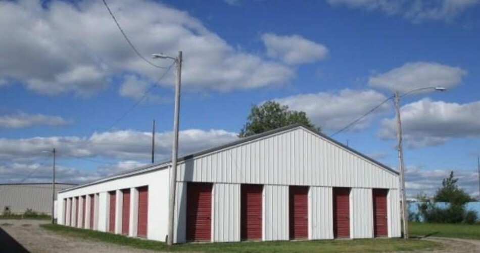 417 Freedom Dr, Napoleon, OH à vendre - Photo de l’immeuble – Image 3 sur 4