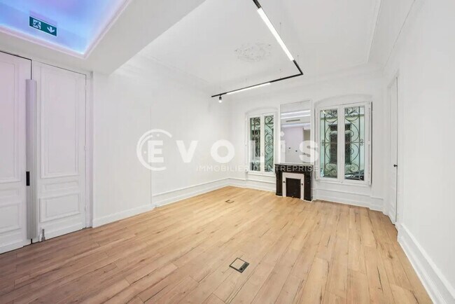 Plus de détails pour Bureau à louer