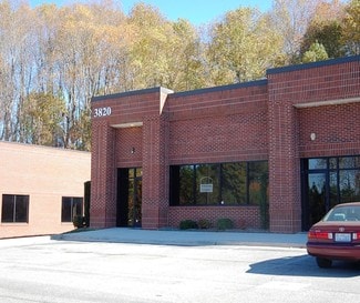 Plus de détails pour 3820 N Elm St, Greensboro, NC - Bureau à louer