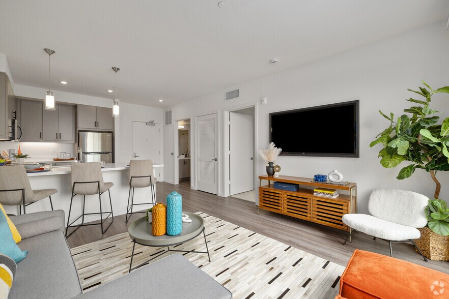 7950 Broadway, Lemon Grove, CA à louer - Photo intérieure – Image 3 sur 46