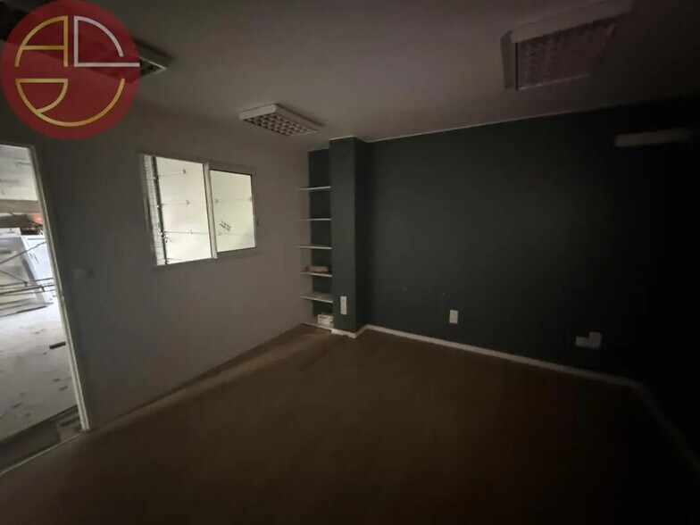 Industriel/Logistique dans Toulouse à louer - Photo de l’immeuble – Image 3 sur 3