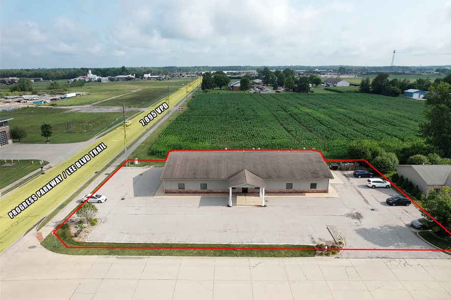 2500 Parkway Dr, Shelbyville, IN à vendre - Photo de l’immeuble – Image 2 sur 11