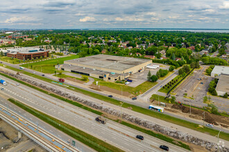 17400 Rte Transcanadienne, Kirkland, QC - VUE AÉRIENNE  vue de carte