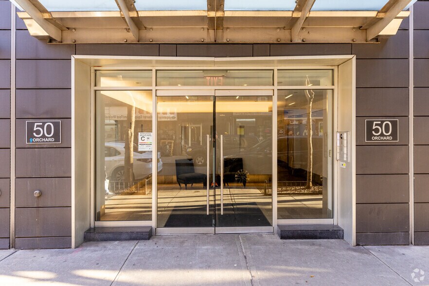 50 Orchard St, New York, NY à vendre - Photo de l’immeuble – Image 3 sur 5