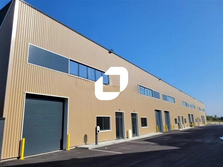 152 Rue François René De Chateaubriand, Carquefou à louer - Photo de l’immeuble – Image 2 sur 12