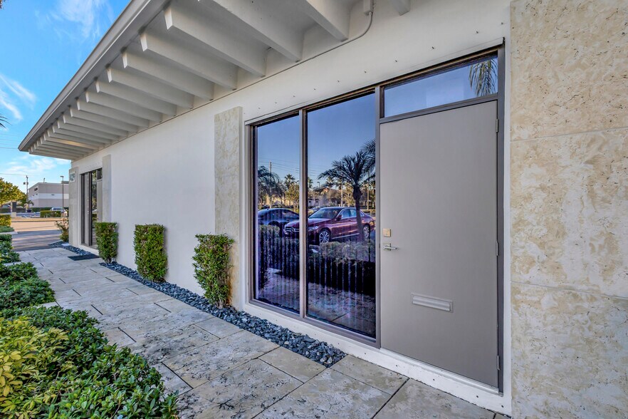 429 Northlake Blvd, North Palm Beach, FL à louer - Photo de l’immeuble – Image 1 sur 12