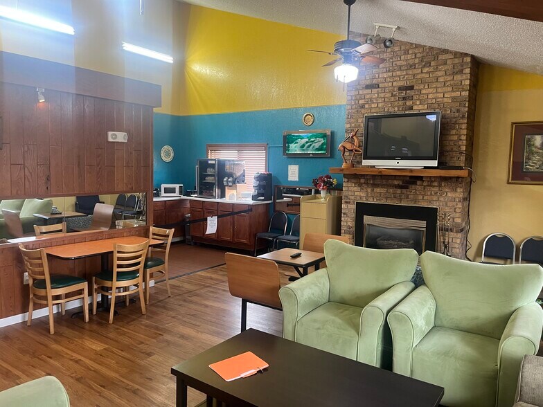 1700 2nd Ave NW, Stewartville, MN à vendre - Photo de l’immeuble – Image 3 sur 21