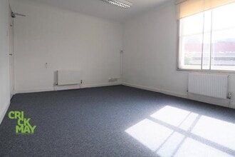 22 London Rd, Horsham à louer Photo intérieure– Image 2 sur 4