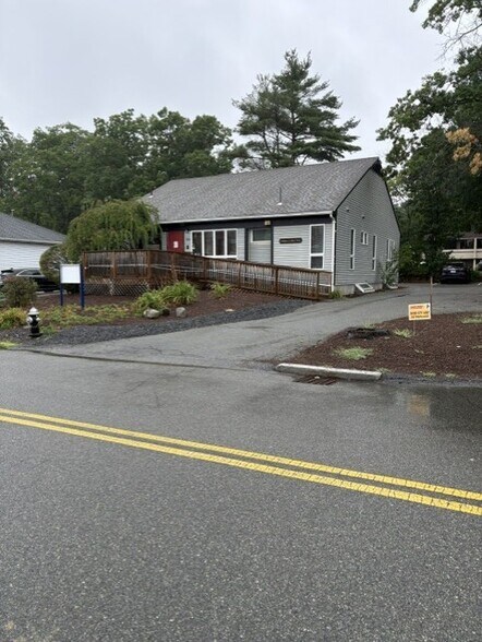 166 Quincy Ave, Brockton, MA à vendre - Photo principale – Image 1 sur 1