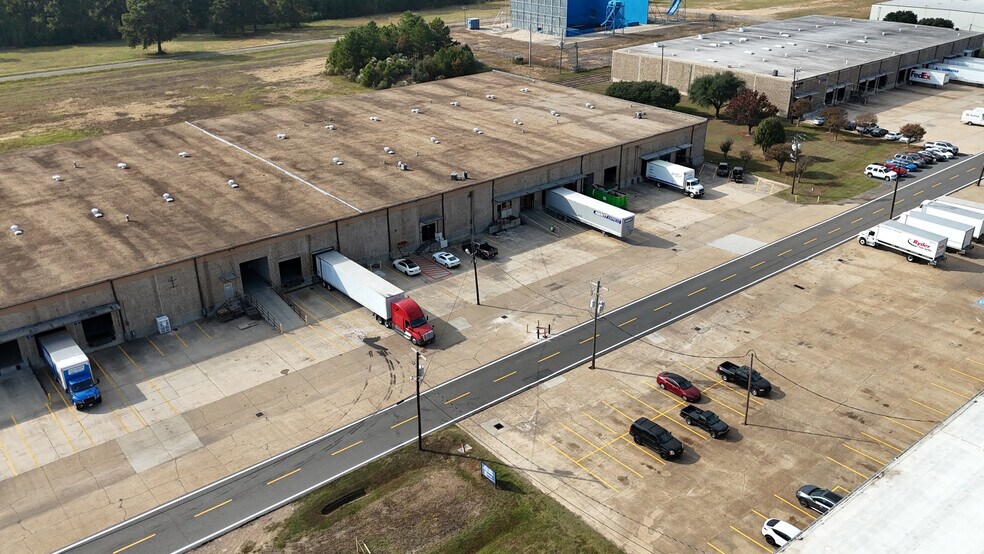 9101-9431 Slack Rd, Shreveport, LA à louer - Photo de l’immeuble – Image 2 sur 5