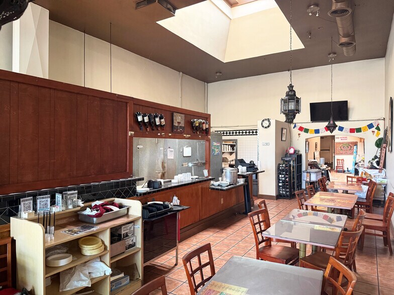 431 State St, Santa Barbara, CA à vendre - Photo de l’immeuble – Image 3 sur 7