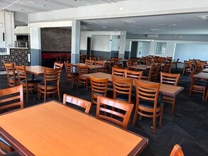 1512-1524 E Amar Rd, West Covina, CA à louer Photo intérieure– Image 2 sur 4