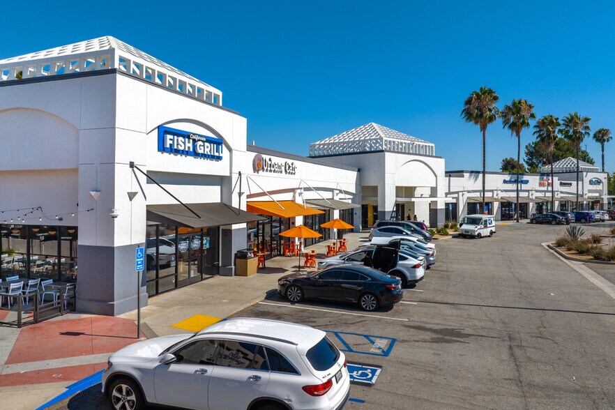 318 S California Ave, West Covina, CA à vendre - Photo de l’immeuble – Image 2 sur 7