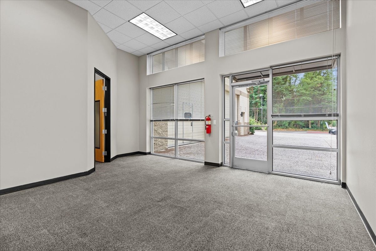6455 Lakeview Blvd, Lake Oswego, OR à louer Photo intérieure– Image 1 sur 24