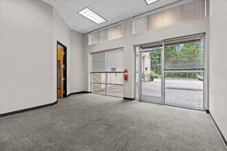 6455 Lakeview Blvd, Lake Oswego, OR à louer Photo intérieure– Image 1 sur 24