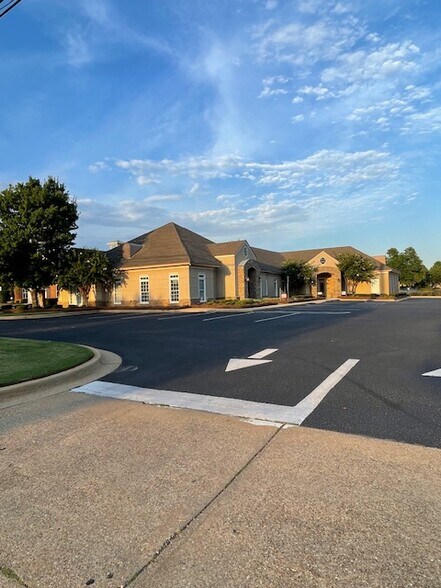 470-478 Mcqueen Smith Rd, Prattville, AL à louer - Photo de l’immeuble – Image 1 sur 5