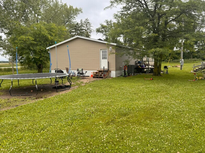 23924 Minnesota Highway 22, Litchfield, MN à vendre - Photo de l’immeuble – Image 2 sur 26