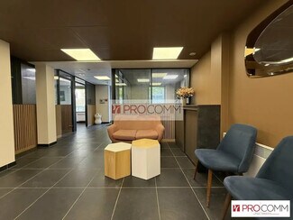 Plus de détails pour Local commercial à louer