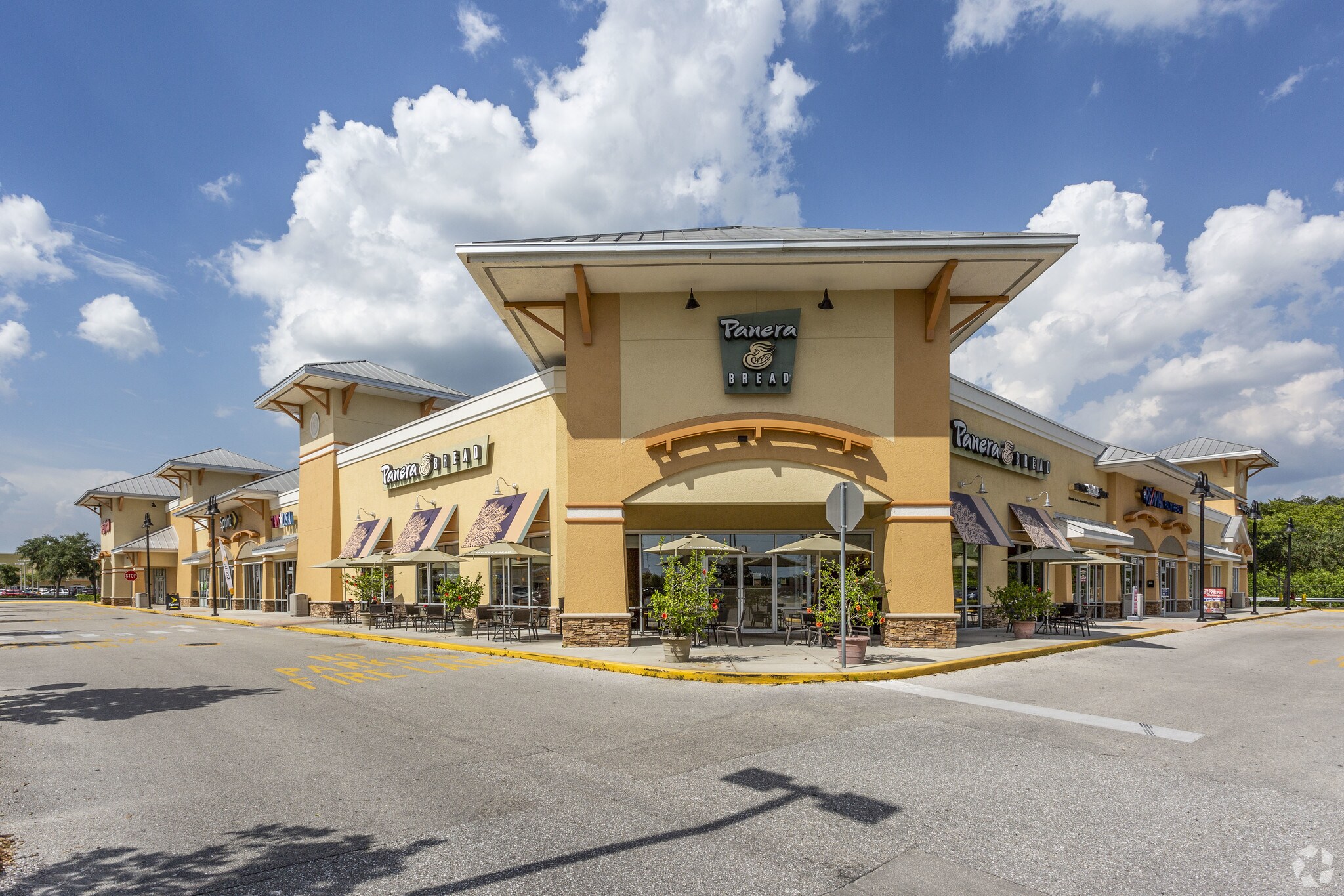 1808 Tamiami Trl, Port Charlotte, FL à louer Photo principale– Image 1 sur 6