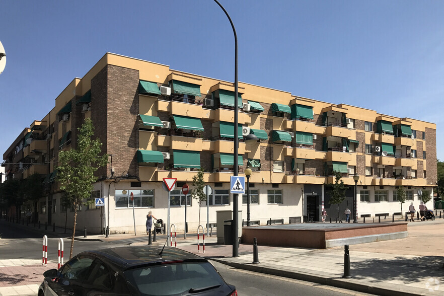 Local commercial dans Getafe, Madrid à louer - Photo principale – Image 1 sur 2