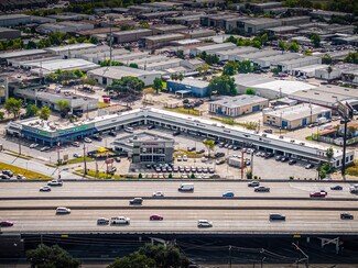 Plus de détails pour 9615-9695 Southwest Fwy, Houston, TX - Local commercial à louer