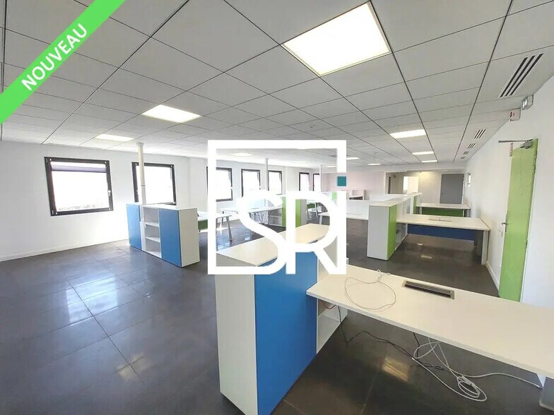 Bureau dans Cournon-d'Auvergne à louer - Photo de l’immeuble – Image 2 sur 12