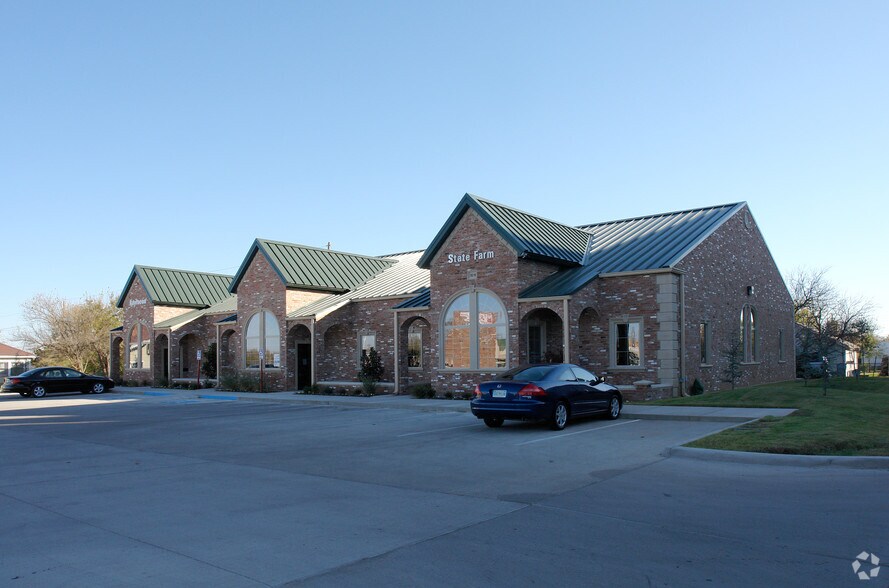 1612-1616 W Gore Blvd, Lawton, OK à louer - Photo principale – Image 1 sur 29