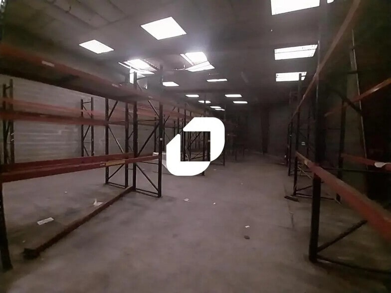 Bureau dans La Chapelle-sur-Erdre à louer - Photo intérieure – Image 2 sur 7