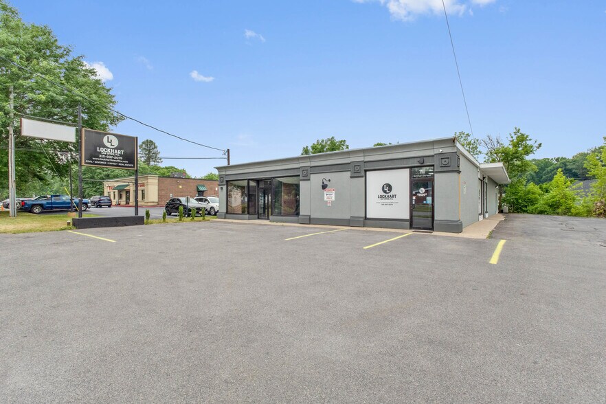 430-434 S Main St, North Syracuse, NY à vendre - Photo de l’immeuble – Image 3 sur 24