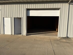 606 S Staley Rd, Champaign, IL à louer Photo intérieure– Image 2 sur 2