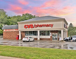 Plus de détails pour 734 E Washington St, New Castle, PA - Local commercial à vendre