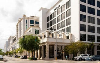 Giralda Place - Local commercial