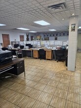 3411 62nd St, Woodside, NY à louer Photo intérieure– Image 1 sur 4