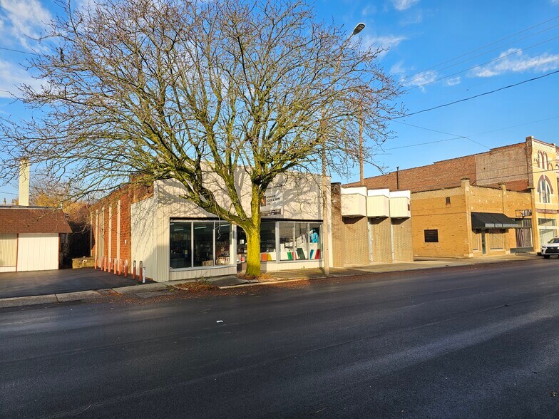 516 S Washington St, Marion, IN à vendre - Photo principale – Image 1 sur 4