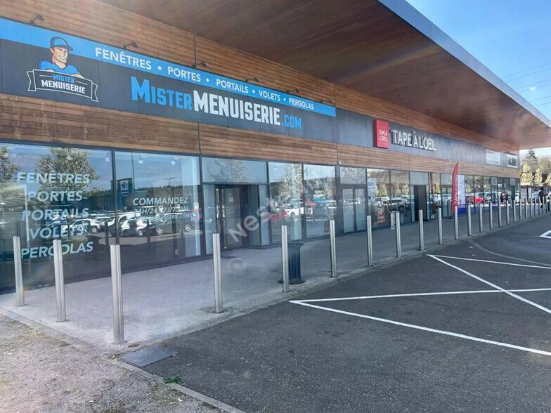 Local commercial dans Longeville-lès-Saint-Avold à louer - Photo de l’immeuble – Image 2 sur 8