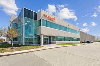 Plus de détails pour 240 Courtneypark Dr E, Mississauga, ON - Industriel/Logistique à vendre