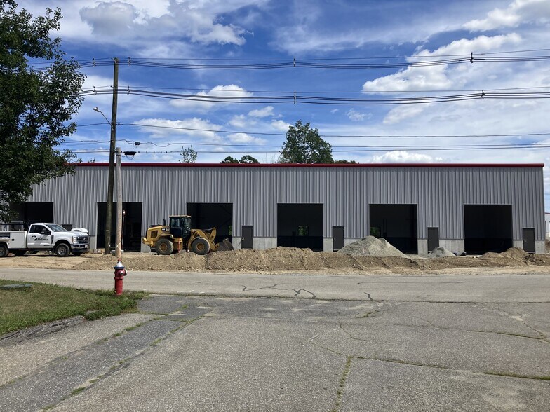 156 Hartwell St, West Boylston, MA à louer - Photo de l’immeuble – Image 2 sur 6