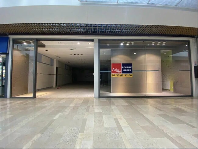 Plus de détails pour Local commercial à louer