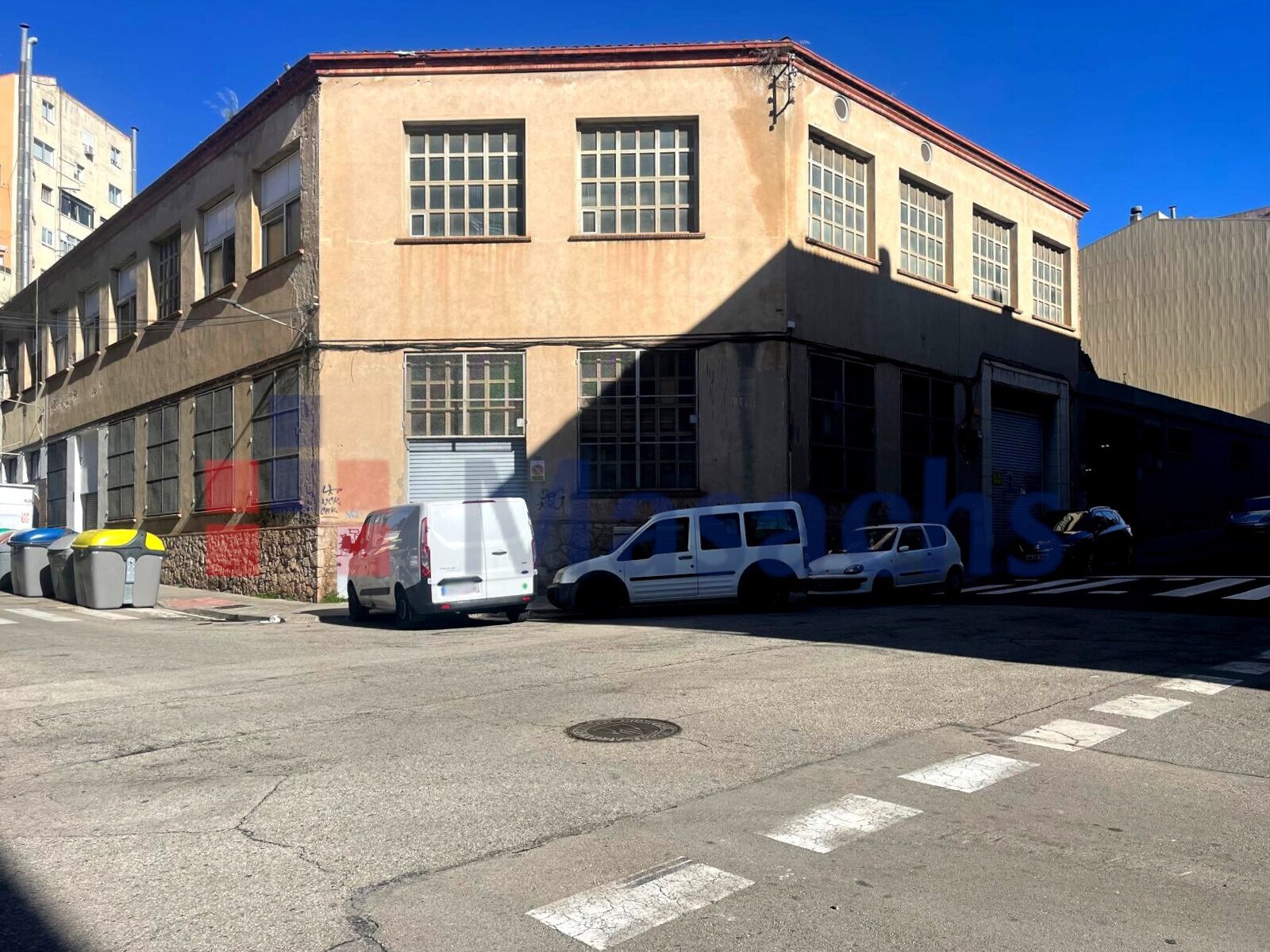 Local commercial dans Terrassa, Barcelona à vendre Photo principale– Image 1 sur 2