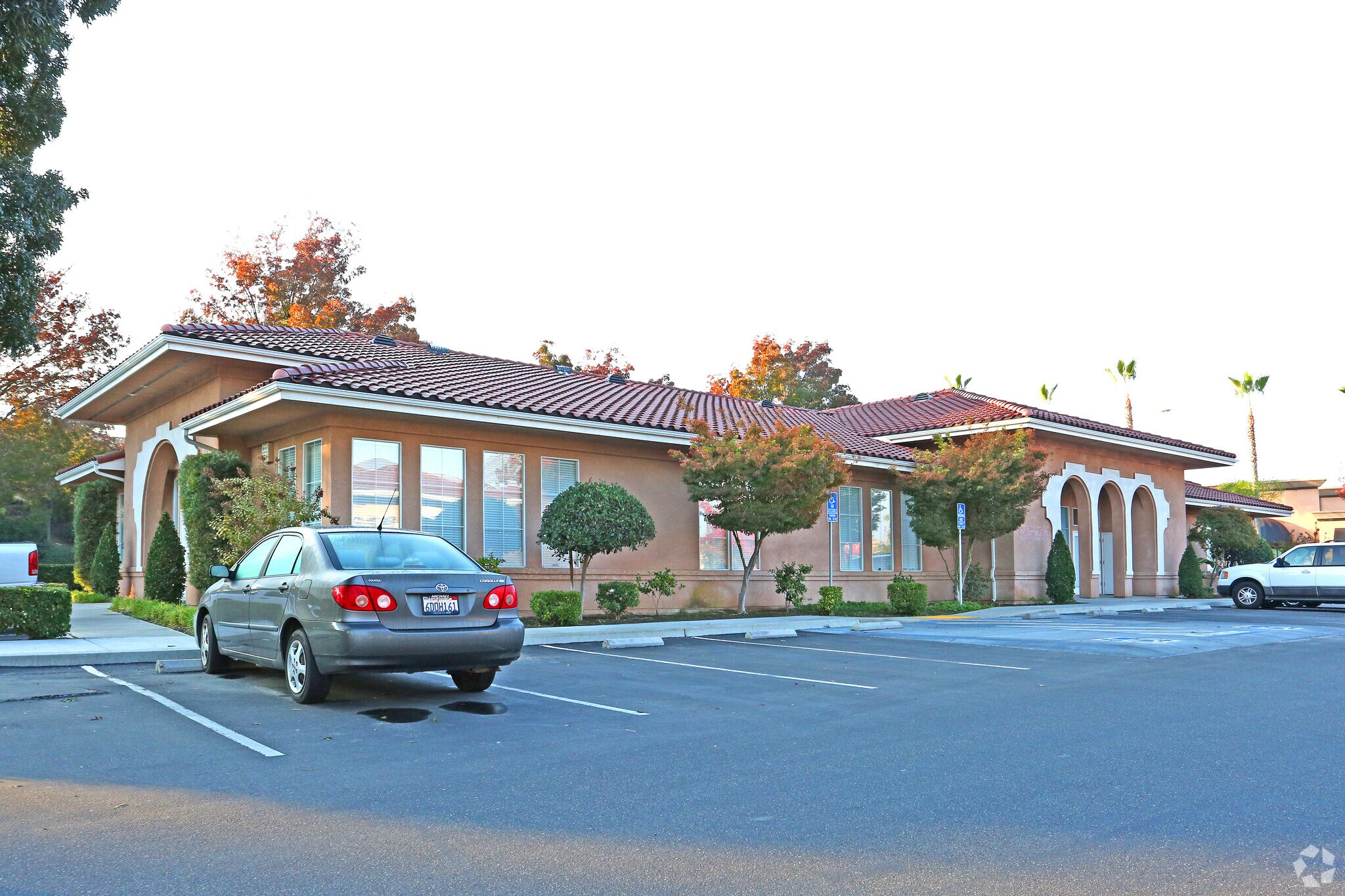 9491 N Fort Washington Rd, Fresno, CA à louer Photo principale– Image 1 sur 4