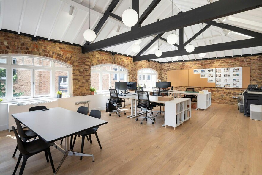 14 Baltic St E, Londres à louer - Photo de l’immeuble – Image 3 sur 12