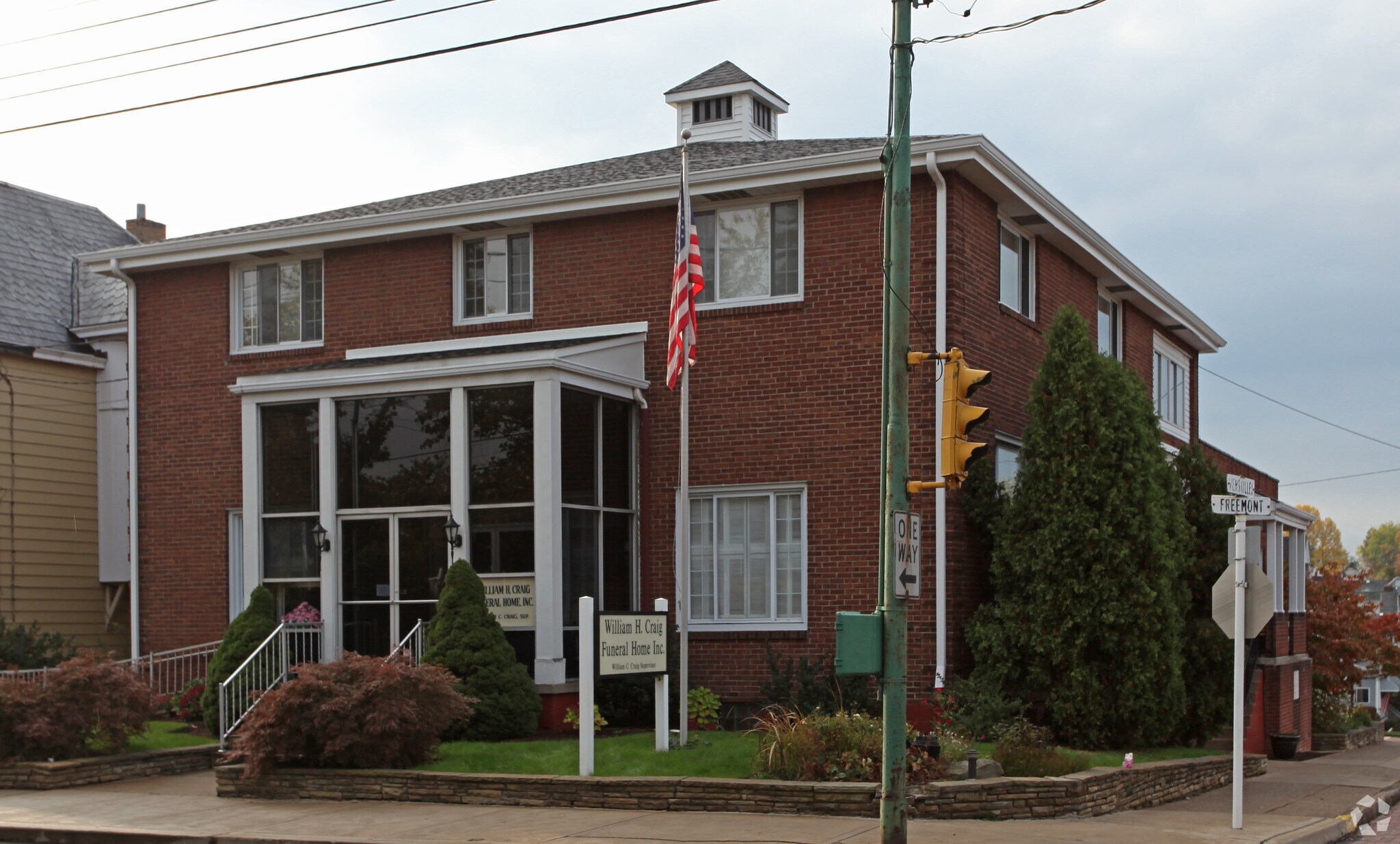 3000 Versailles Ave, McKeesport, PA à vendre Photo principale– Image 1 sur 15