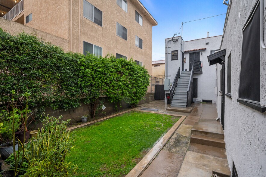 601 W 13th St, San Pedro, CA à vendre - Photo de l’immeuble – Image 2 sur 12