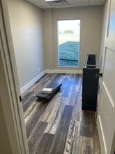 8507 Benbrook Blvd, Benbrook, TX à louer Photo de l’immeuble– Image 1 sur 10