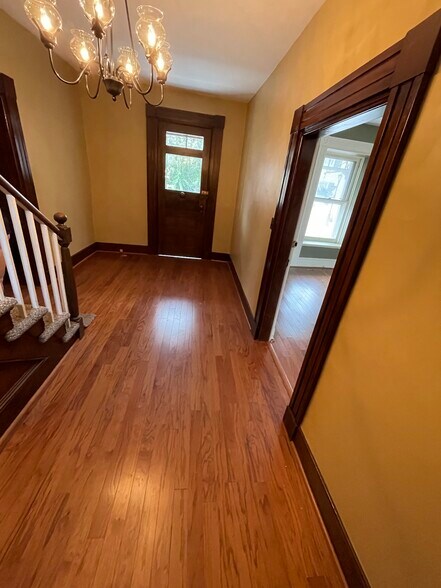 117 S Main St, Moorefield, WV à vendre - Photo de l’immeuble – Image 2 sur 3