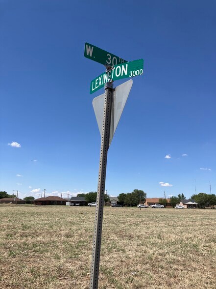 1100-1200 W 31st St, Plainview, TX à vendre - Photo de l’immeuble – Image 3 sur 12