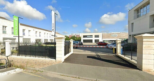 Plus de détails pour 109 Cours Balguerie Stuttenberg, Bordeaux - Bureau à louer