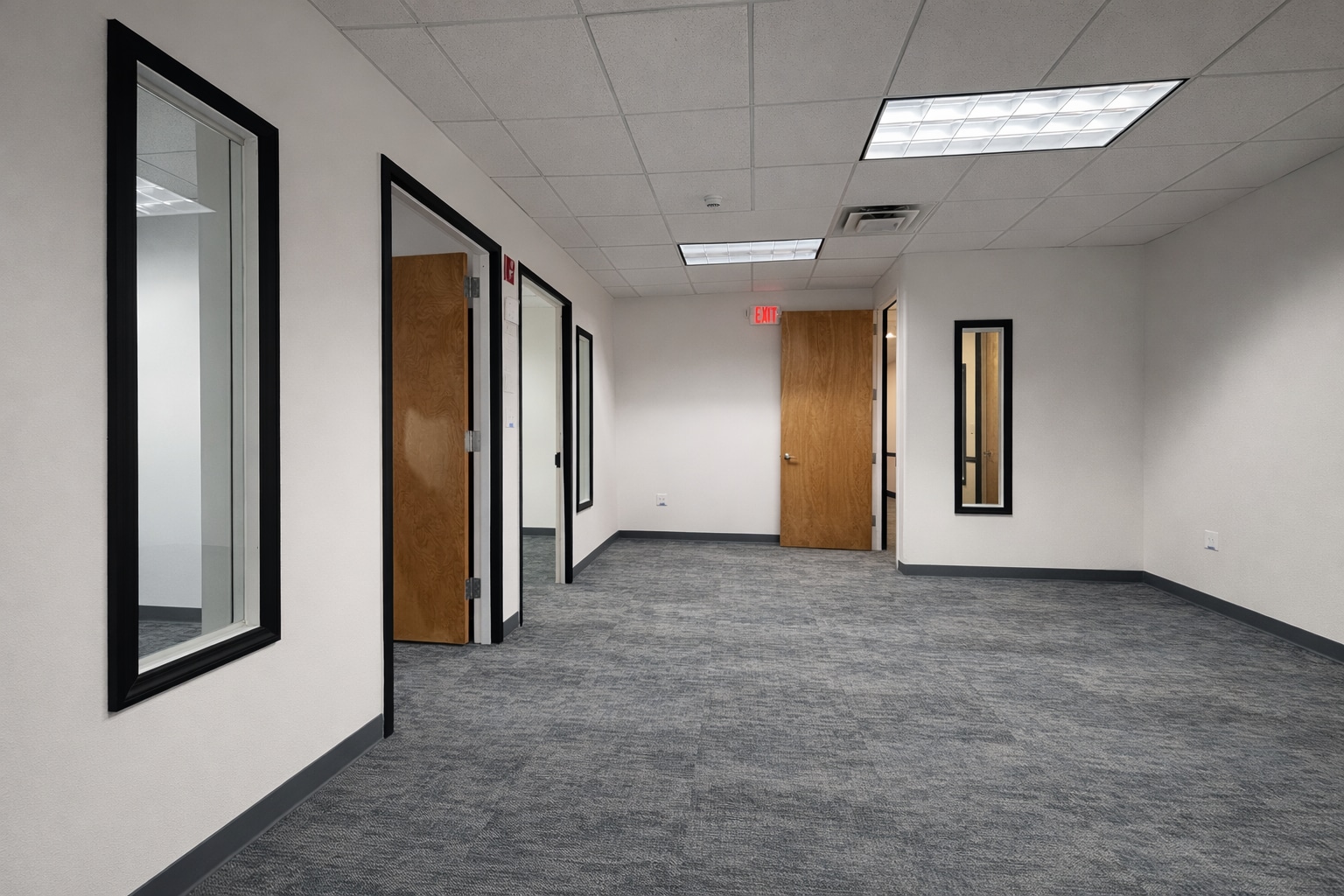 220 Davidson Ave, Somerset, NJ à louer Photo intérieure– Image 1 sur 4