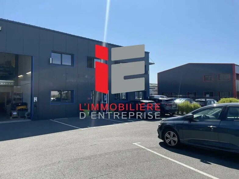 Industriel/Logistique dans Caudan à louer - Photo de l’immeuble – Image 1 sur 11