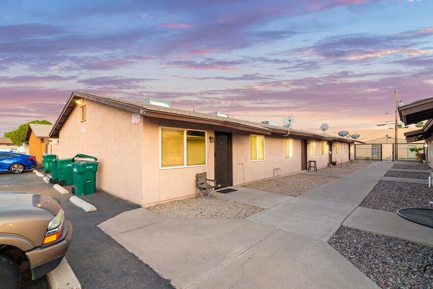 6325 E Avalon St, Mesa, AZ à vendre - Photo de l’immeuble – Image 3 sur 40